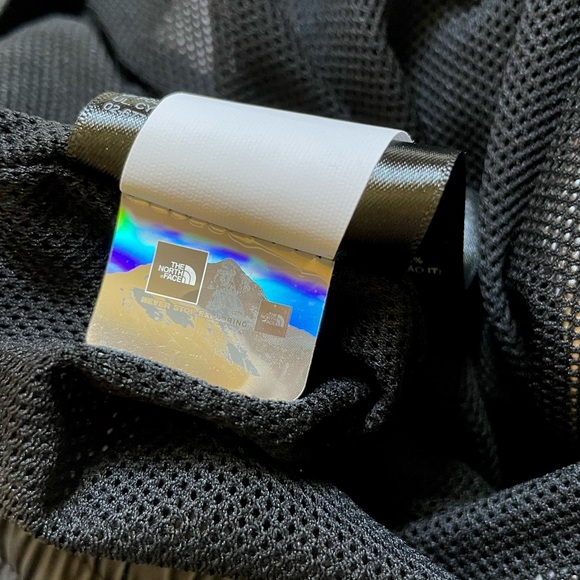 The North Face Women’s Printed Hydrenaline Pants - Picture 10 of 10